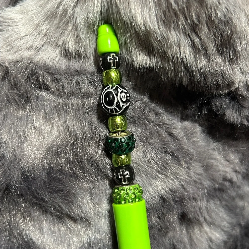 N/A bright green